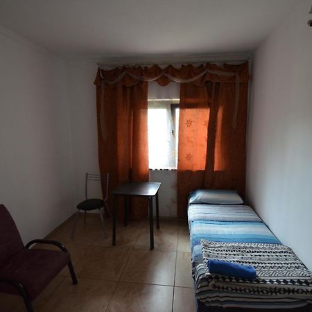 Hostel Casa Marina Argentina De Aeropuerto Ezeiza Chek-In 24 H 10 Minutos De Aeropuerto Monte Grande Zewnętrze zdjęcie