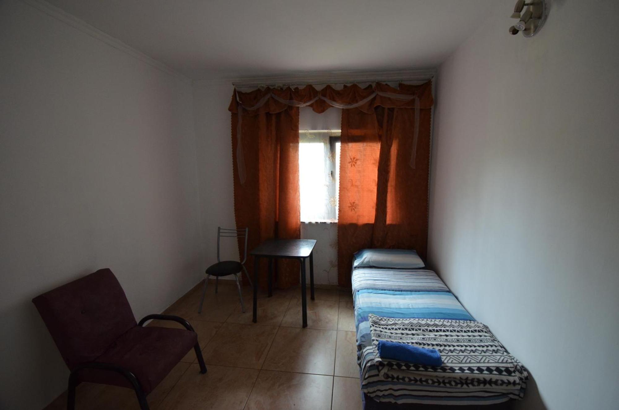 Hostel Casa Marina Argentina De Aeropuerto Ezeiza Chek-In 24 H 10 Minutos De Aeropuerto Monte Grande Zewnętrze zdjęcie