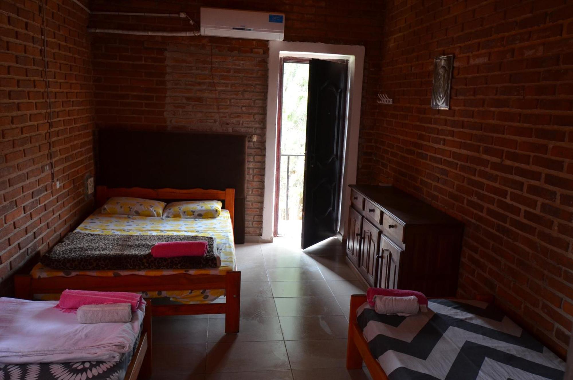 Hostel Casa Marina Argentina De Aeropuerto Ezeiza Chek-In 24 H 10 Minutos De Aeropuerto Monte Grande Zewnętrze zdjęcie